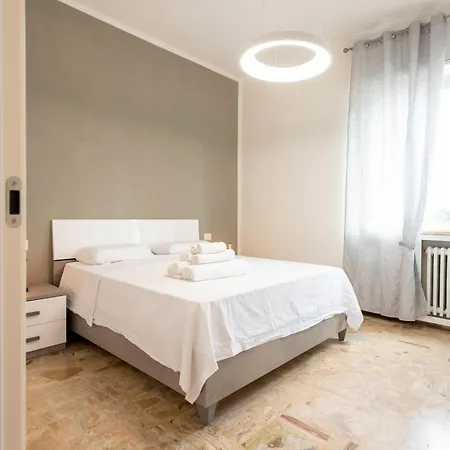 Ranzoni Design - 4guest&self Checkin&wifi Novara