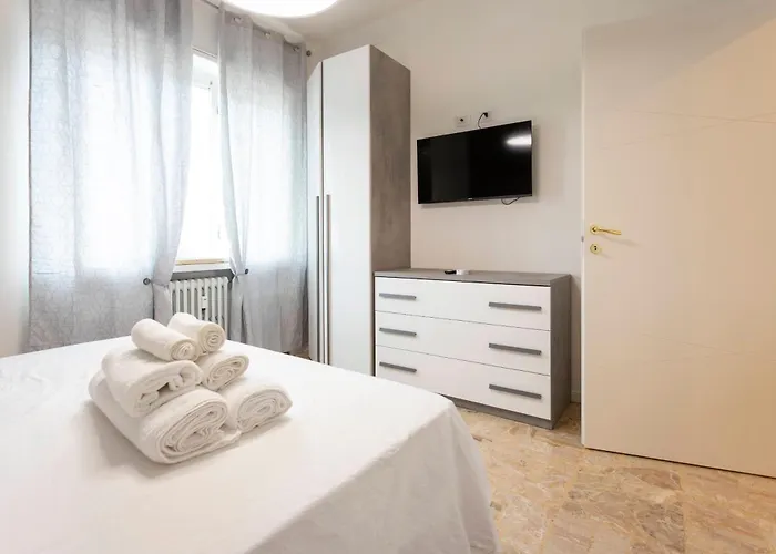 Ranzoni Design - 4guest&self Checkin&wifi * Novara
